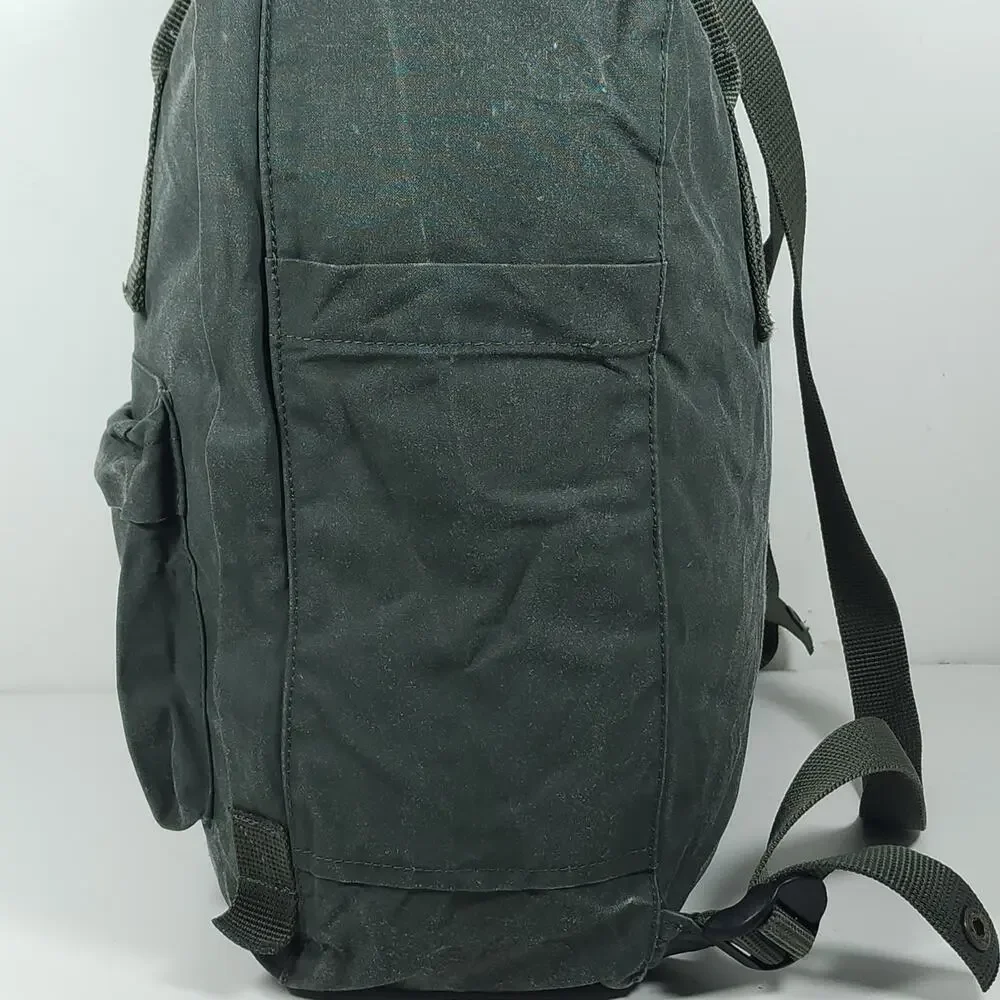 Fjallraven Kanken 23510 Medium Gray Nylon Swedish Daypack Backpack